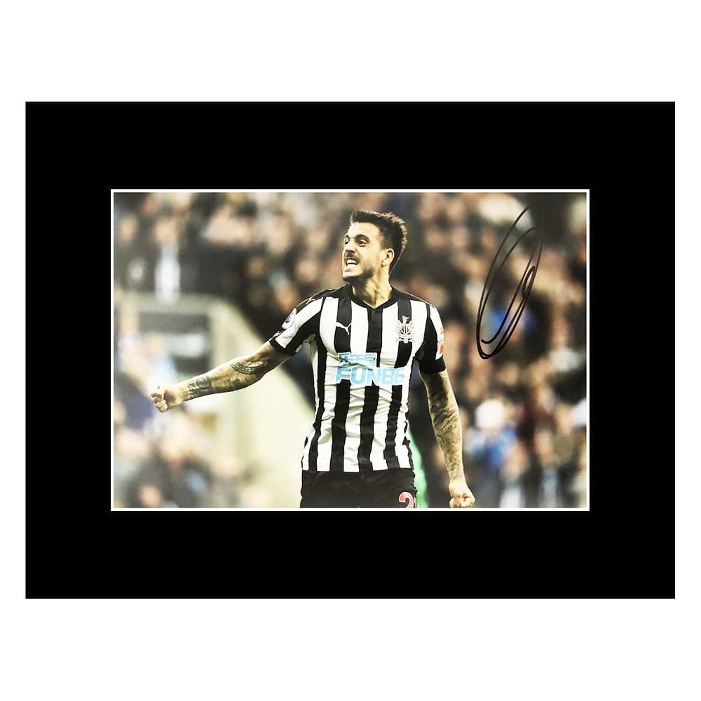 Signed Joselu Photo Display - 16x12 Newcastle United Icon