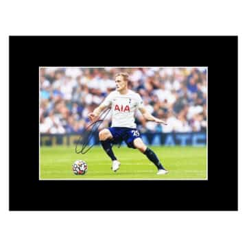 Signed Oliver Skipp Photo Display 16x12 - Tottenham Hotspur Icon