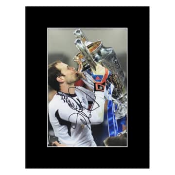 Signed Petr Cech Photo Display 16×12 – Chelsea Icon
