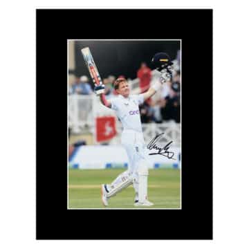 Signed Ollie Pope Photo Display – 16×12 England Icon