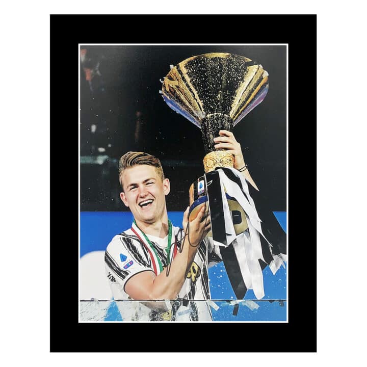 Signed Matthijs de Ligt Photo Display – 12×10 Juventus Icon