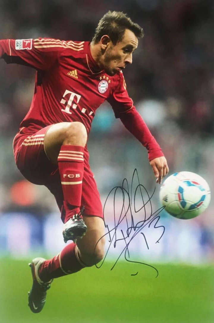 Signed Rafinha Photo - FC Bayern München - Firma Stella