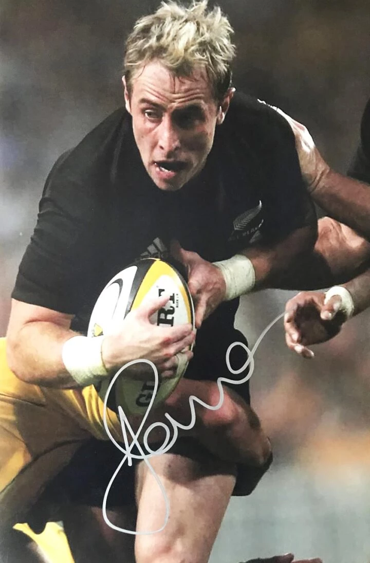 Autographed Jimmy Cowan Photo - All Blacks Scrum Half - Firma Stella