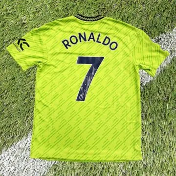 Signed Cristiano Ronaldo Shirt - Manchester United Icon